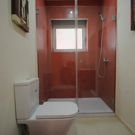 فيلة Marinhas Sleeps 10 With Pool And Wifi