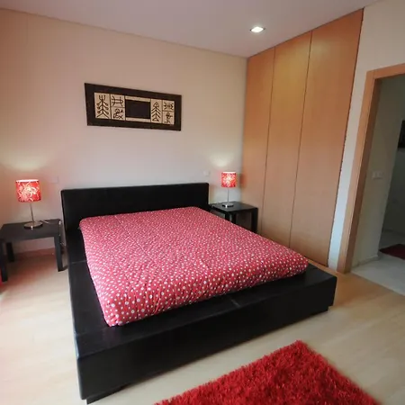 Villa Marinhas Sleeps 10 With Pool And Wifi Marinhas (Braga)