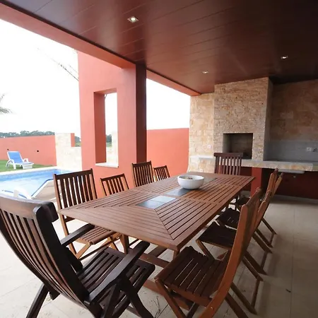 Marinhas Sleeps 10 With Pool And Wifi فيلة Marinhas (Braga)